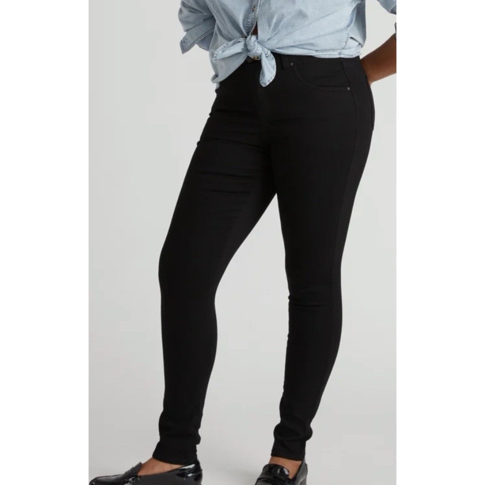 Universal Standard Black High Rise Women Jeans